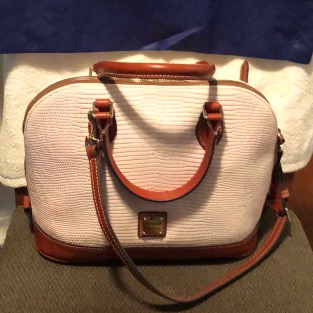 RARE HTF EUC Dooney and Bourke Lizard Leather Zip Zip Satchel crossbody in blush - Picture 5 of 13